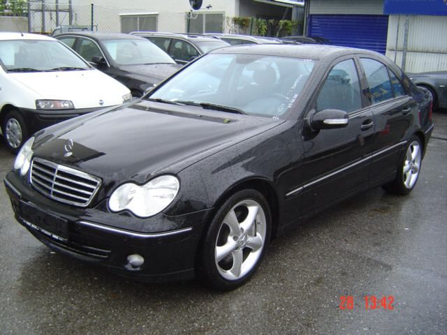 Mercedes-Benz C 230 Avantgarde SPORT