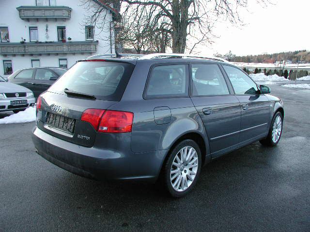 Audi A4 Avant 2.0 TDI ,Xenon,Navi,APS,17