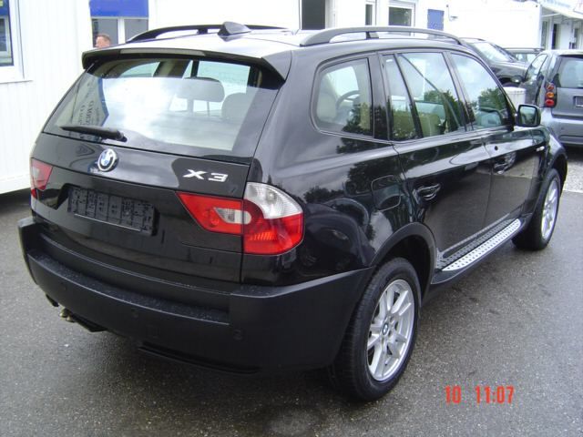 BMW X3 3.0d-LEDER-AUTOMATIK-ALUFELGEN, Gelndewagen/Pickup