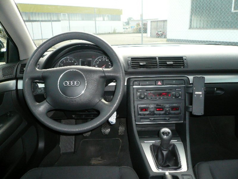 Audi A4 Avant 2.0 NAVI TEMPOMAT 1.HAND