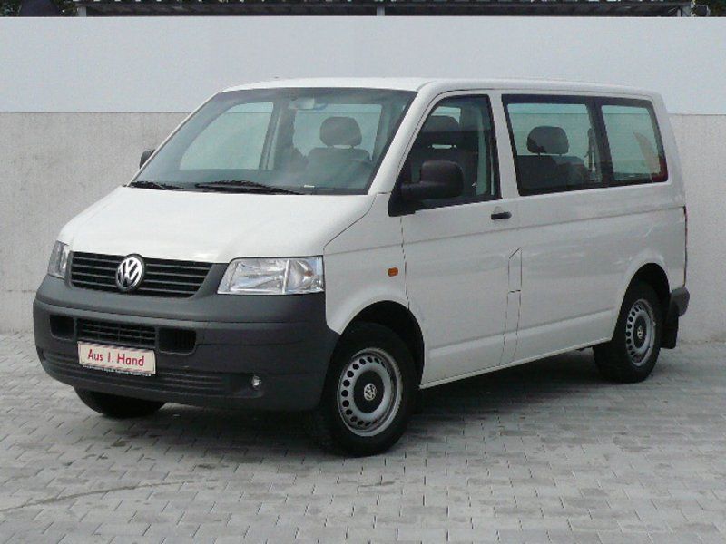 VW Transporter T5 5-SITZE LEDER AHK FAHRTENSCHREIBER