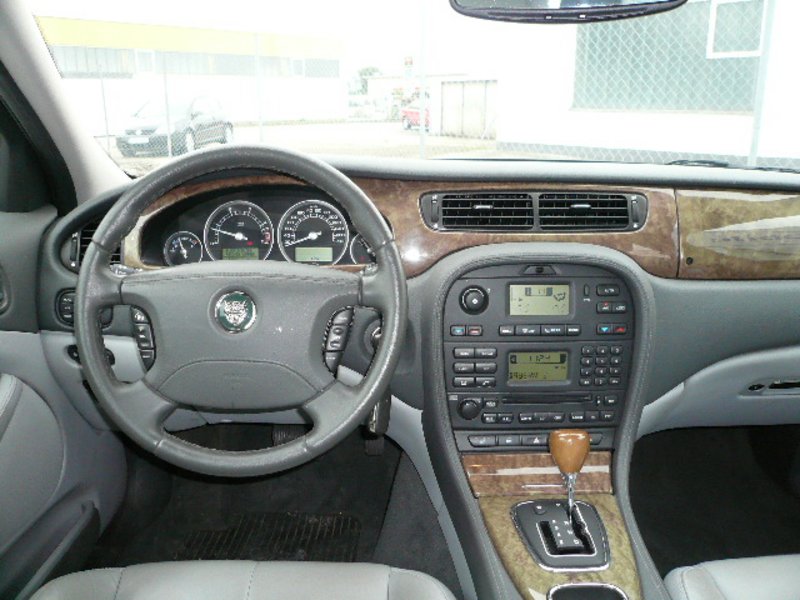 Jaguar S-Type 2.7 Twin Turbo Diesel LEDER XENON PDC ALU