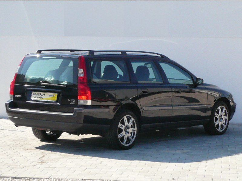 Volvo V70 2.5T AWD Black Edition LEDER XENON CD ALU