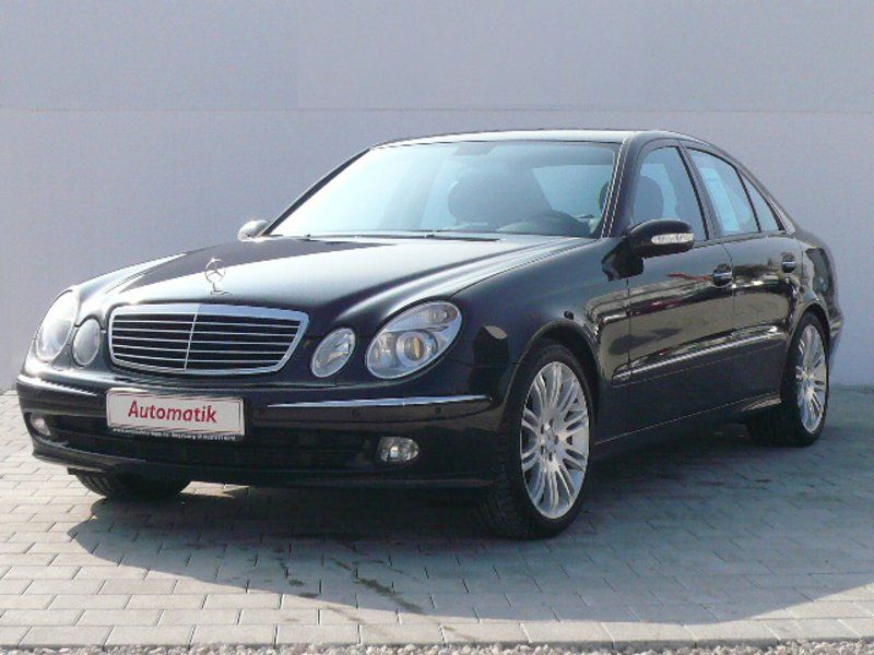 Mercedes-Benz E 200 Kompressor AVANTGARDE SPORT EDITION COMAND LEDER