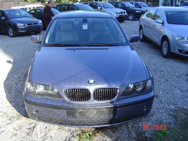 BMW 325i NAVIGATION XENON LEDER