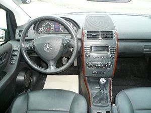 Mercedes-Benz A 180 CDI Elegance NAVI LEDER SCHIEBEDACH 1.HAND