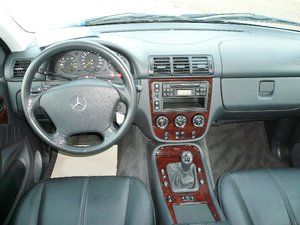 Mercedes-Benz ML 270 CDI LEDER ALUFELGEN CD 1.HAND