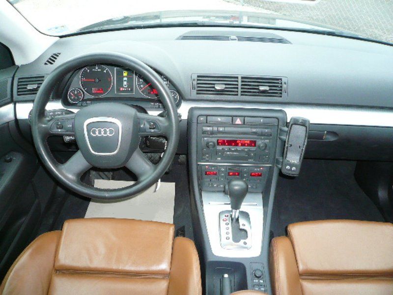 Audi A4 Avant 2.0 TDI multitronic LEDER XENON NAVI CD