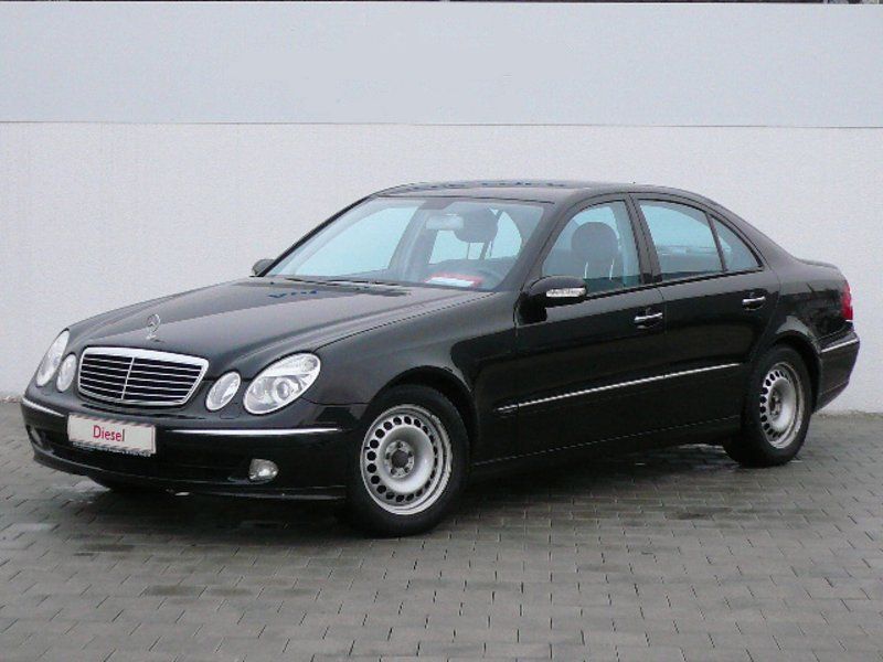 Mercedes-Benz E 270 CDI Avantgarde XENON LEDER UNFALLFREI 1.HD