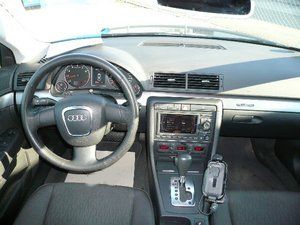 Audi A4 Avant 2.0 T FSI quattro tiptronic NAVI-PLUS