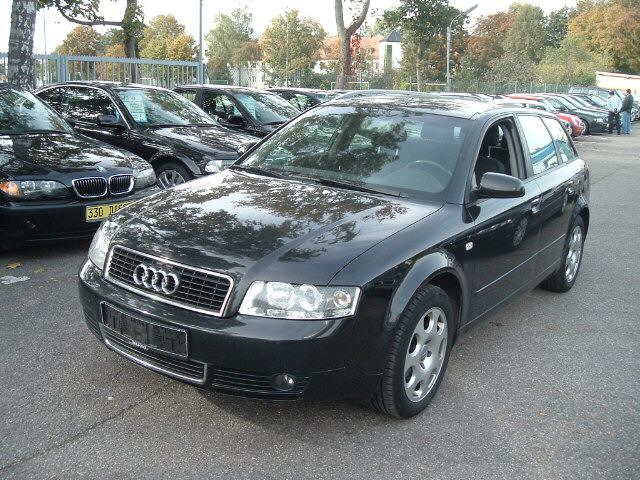 Audi A4 Avant 1.9 TDI .6gang,Navi,PDC