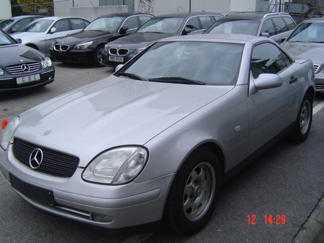 Mercedes-Benz SLK 200