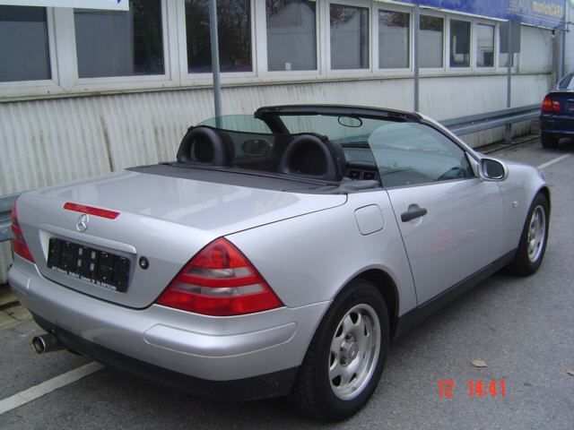 Mercedes-Benz SLK 200