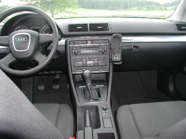 Audi A4 1.8 T QUATTRO,NAVI,CD,6.Gang