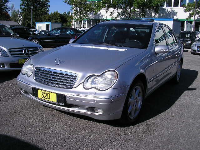 Mercedes-Benz C 320 Elegance/Automatik/Leder/Klima/EGSD/Xenon