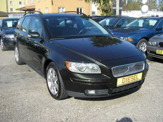 Volvo V50 2.0D DPF Momentum EURO 4 #NEUER MOTOR