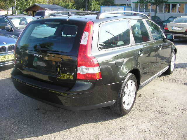 Volvo V50 2.0D DPF Momentum EURO 4 #NEUER MOTOR